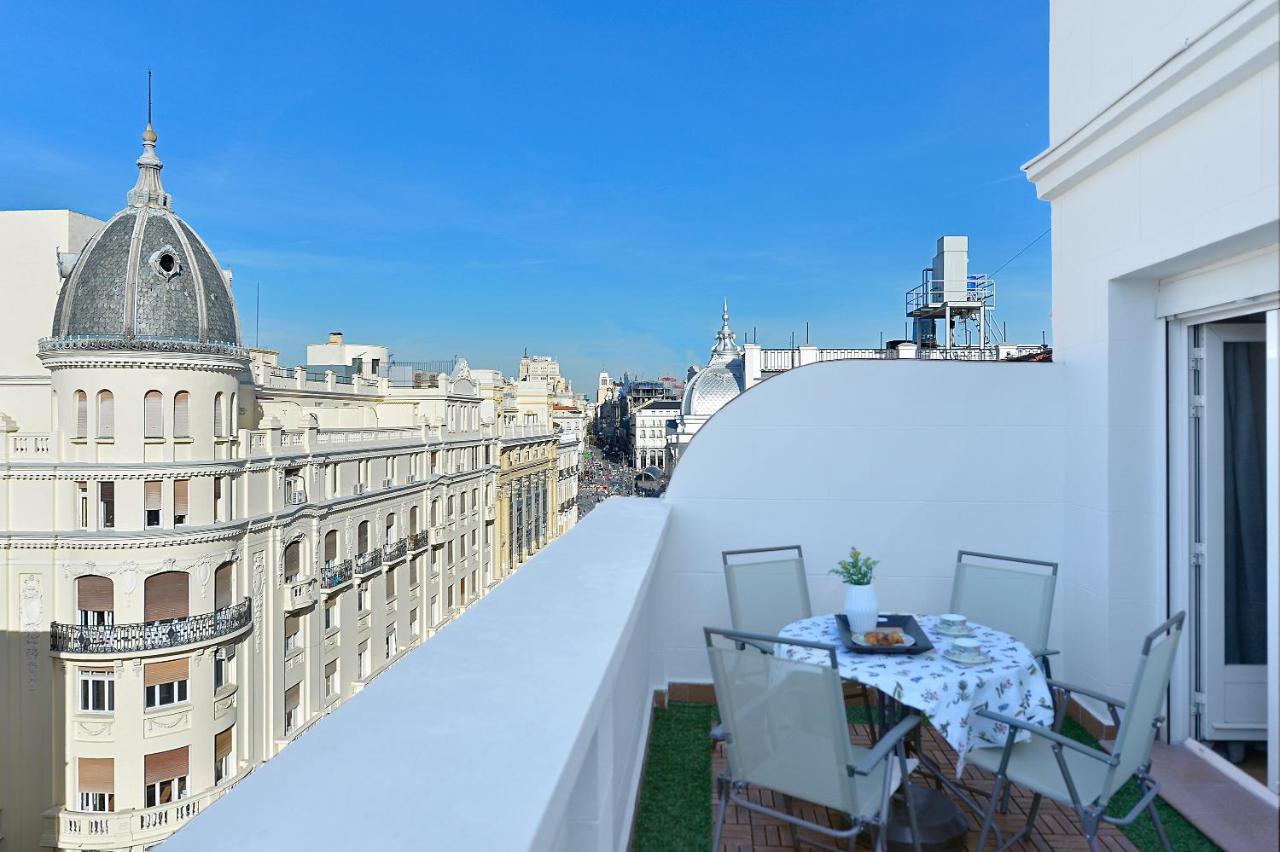 Homeabout Puerta Del Sol Premium Madrid Exterior photo